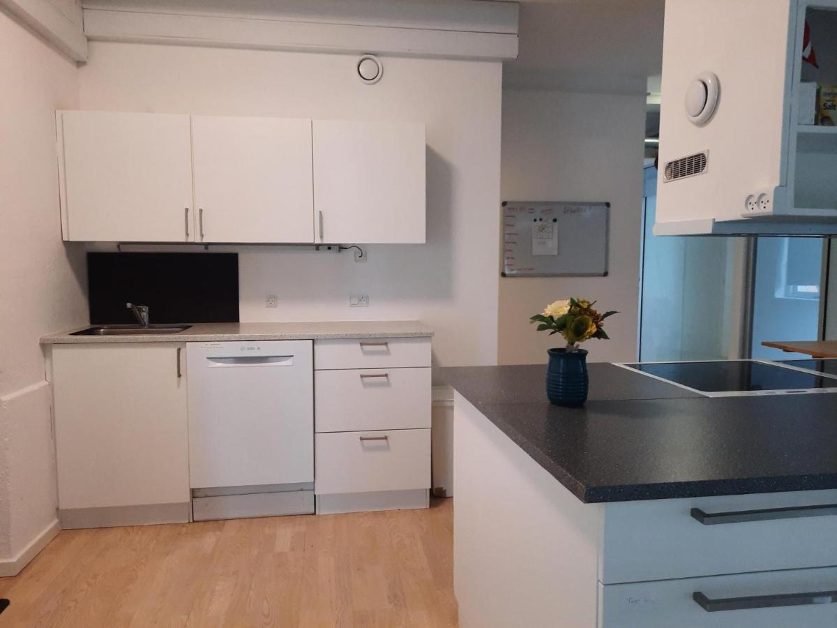 Private Room In A Shared Apartment Оденсе Экстерьер фото